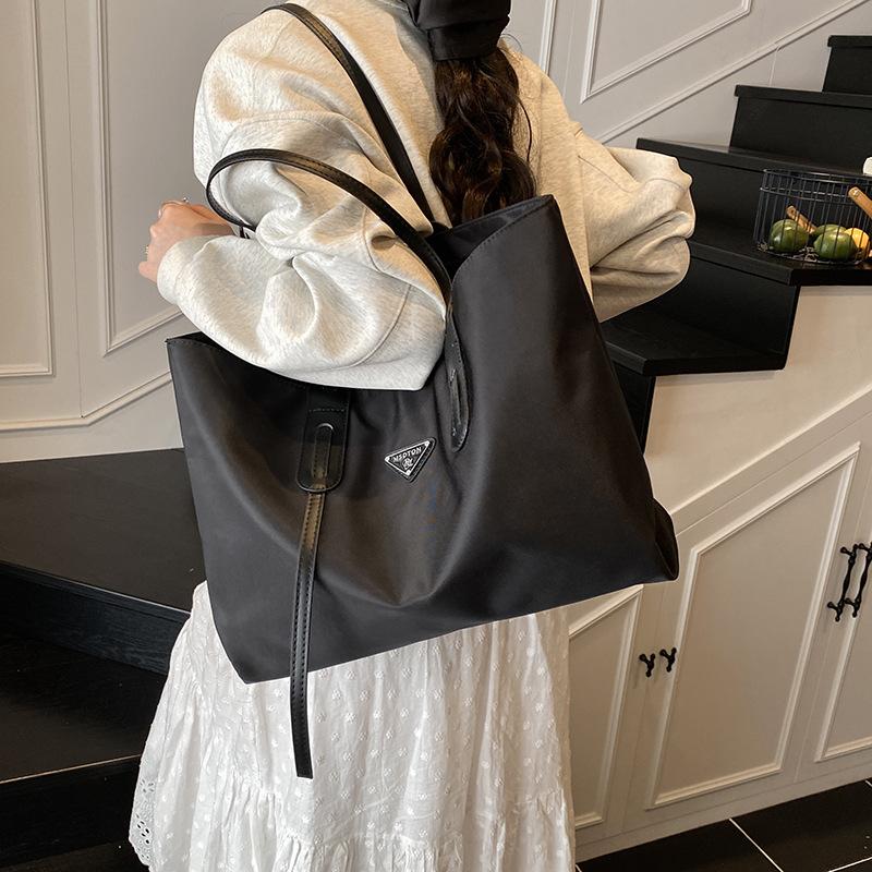 New niche design popular simple letter nylon tote bag tote shoulder women's bag