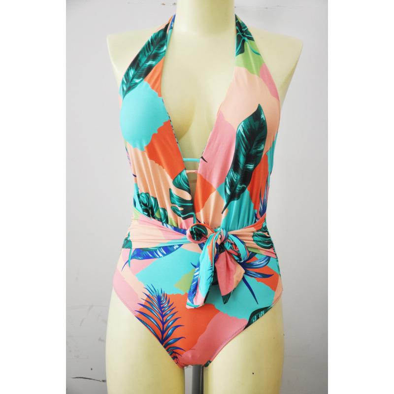 Smart+Sexy Tummy Concealing Gathered Swimsuit - Hanli Valley One-Piece 2025 M