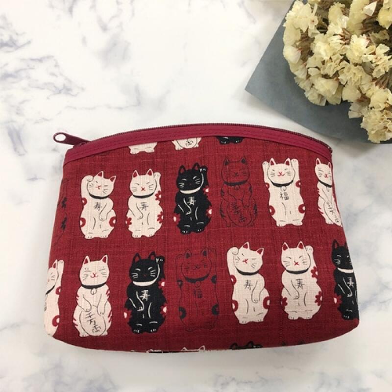 Lucky Cat Pouch - Red