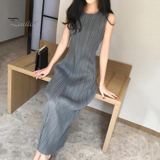 Dámské vestové šaty plisované volné s kulatým výstřihem jednobarevné rovné OL dojížděcí šaty bez rukávů midi šaty ke lýtkům
