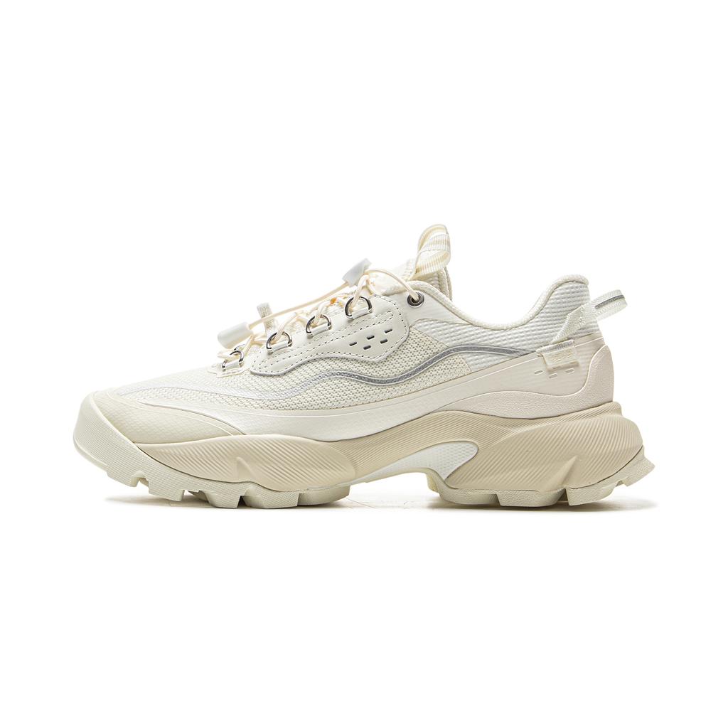 Li Ning Mulan Trend Sports Shock Absorption Rebound Wear Resistant Low Top Casual Shoes Women Casual Shoes White AZGV066-3