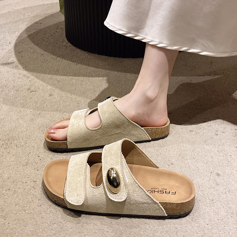Flip Flops Women Slippers Female Metal Rivets Plat Slides Soft Cork Sole Open Toe Indoor Outdoor Beach Casual Shoes Home Slipper