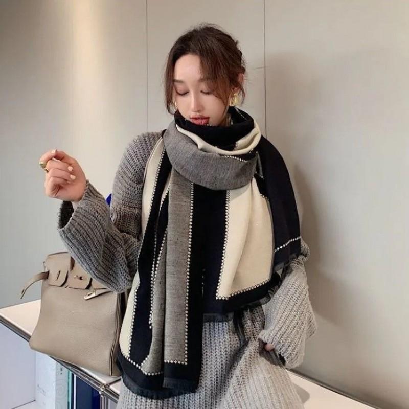 Womens Black White Striped Shawl Scarf Korean Style Wrap Warm Winter Accessory Lightweight Fashionable Outerwear
