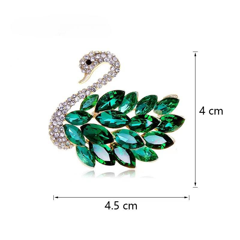 Swan Brooch High-end High-end Sense Niche Retro Chest Flower Small Fragrant Style Brooch Clothing Accessories with Pressed Collar Accessories