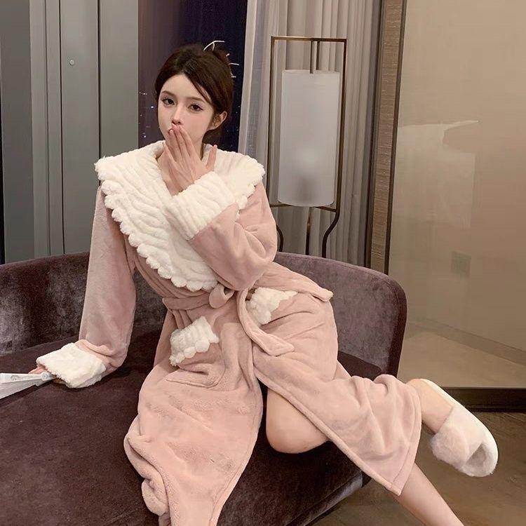 Women's Thickened Fleece-Lined Robe Pajamas, Lengthened Coral Fleece Bathrobe, Autumn/Winter 2023