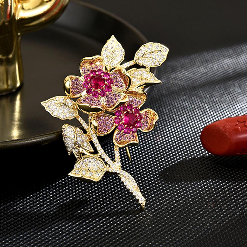 Ladies' Light Luxury Design Elegant Flower Brooch Fashionable And Versatile Niche Design Sense Flower Brooch Daily Accessories