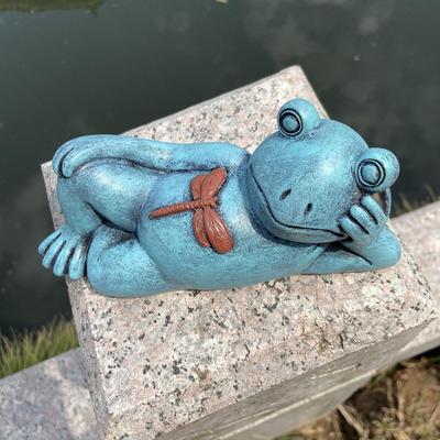 Resin Frog Figurine Miniature Garden Statue Photo Prop Funny Outdoor Accessory Courtyard