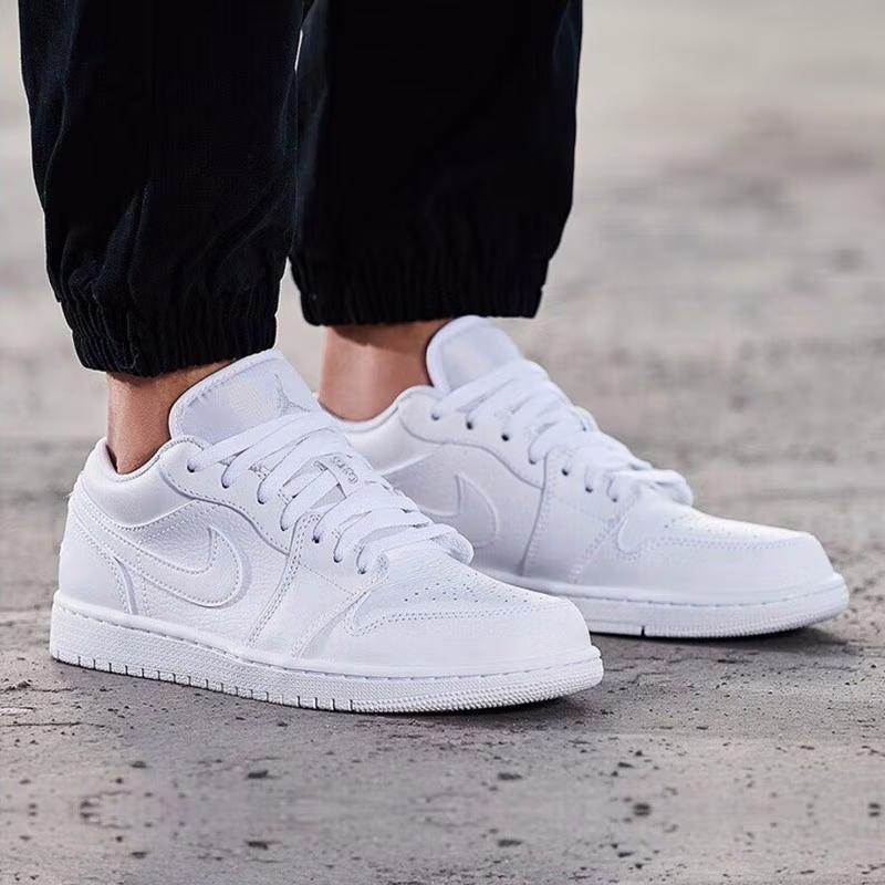 Jordan 1 Low Triple White Logo GS 553560-126