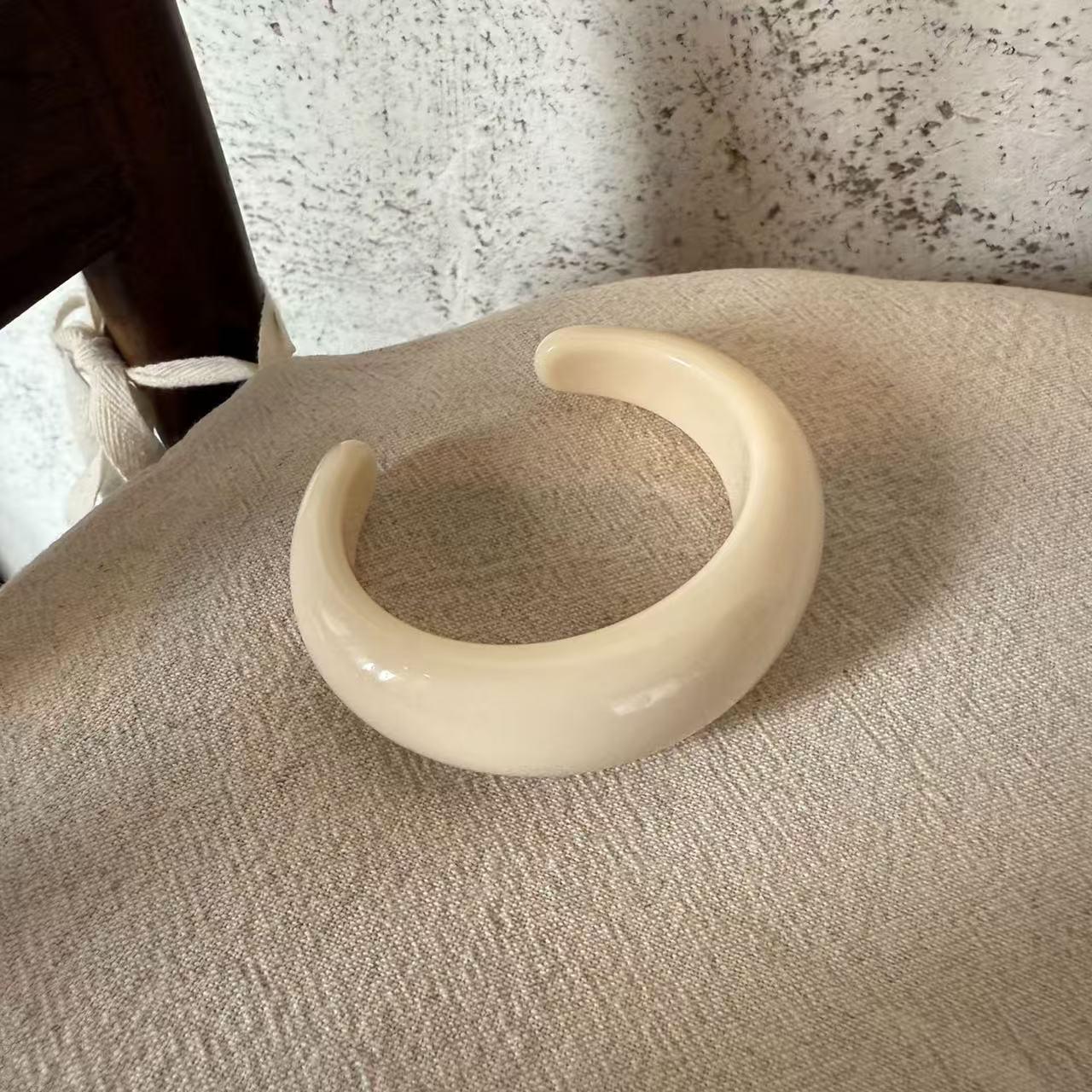 

Резиновый браслет в стиле корейского блогера: Ретро Личность и Универсальные Женские Модные Украшения