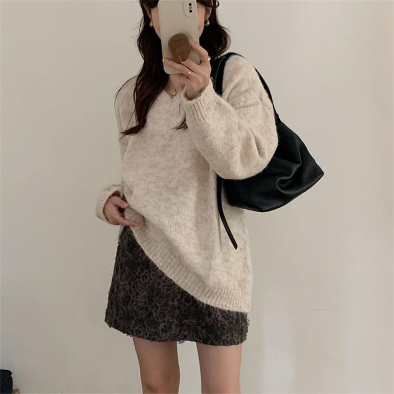 Gentle wind soft waxy neck pullover sweater women's autumn and winter new loose large size simple lazy wind knitted sweater top