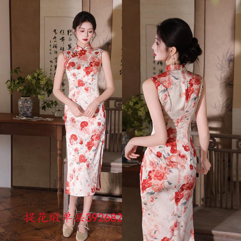 New Chinese jacquard satin Hong Kong style sleeveless long single-layer cheongsam 1011 summer new slim and thin daily wear