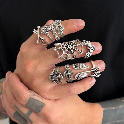 Salircon 10 Pcs/Set Goth Creative Skull Spider Rings Men Vintage Punk Silver Color Hollowout Trend Rings Festival Party Jewelry