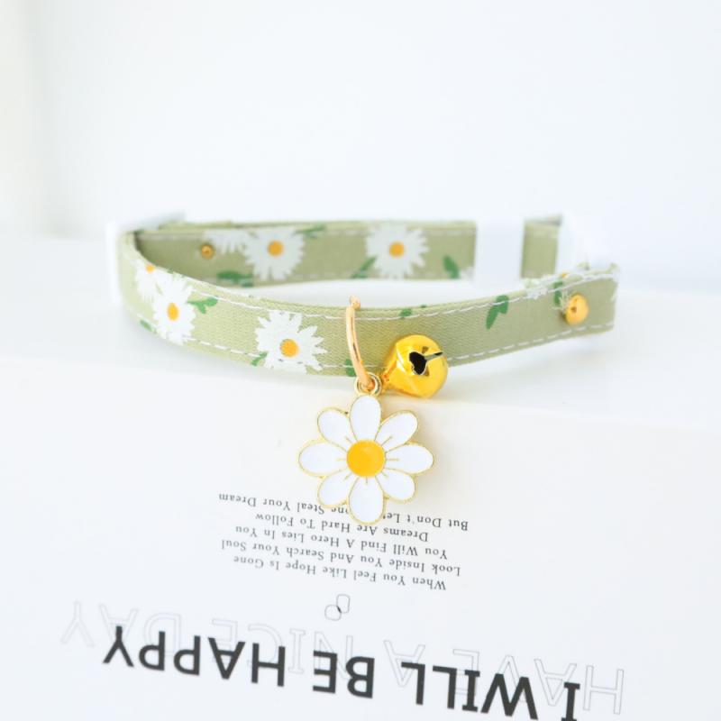 Pet Collar Kitten Dog Bell Safety Buckle Necklace Cute Jewelry Fresh Flower