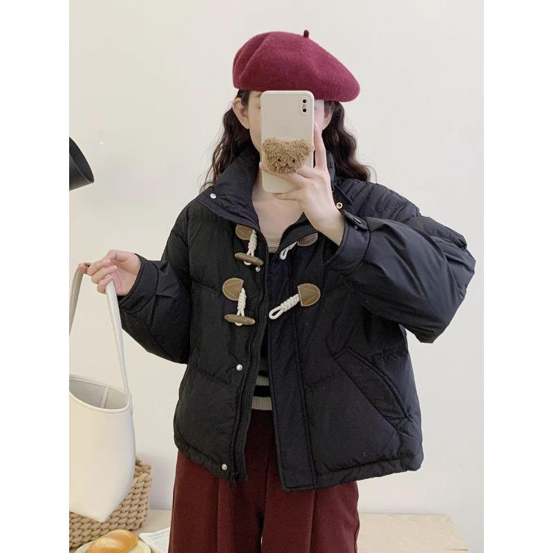 Cream Yellow Horn Buckle Down Jacket Women's Short Light and Small Design Sense White Duck Down Stand-up Collar Bread Jacket