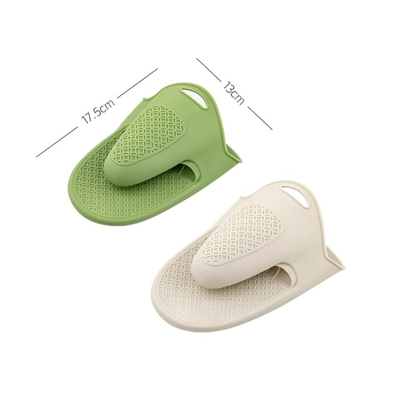 1PC Kitchen Counter Protector Pads - Mats for Hot Pans and Dishes, Thick Silicone Hand Grips - Essential Kitchen Accessories