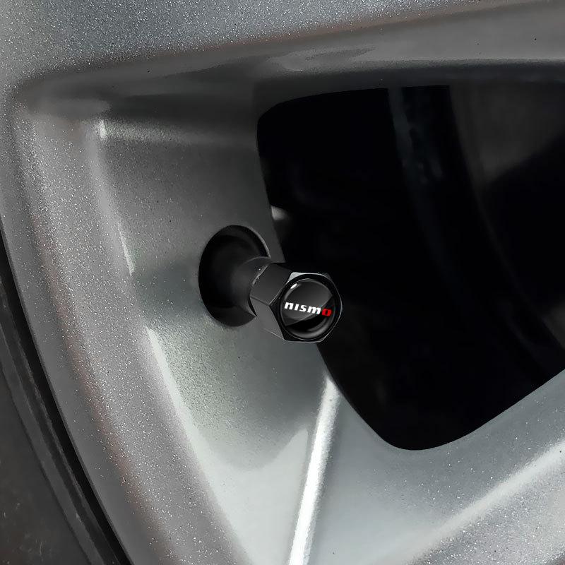 1 Satz Metall Nismo LOGO Auto Schlüsselanhänger Ringe Zubehör Reifenventilkappe Für Nissan Qashqai J11 J10 Juke X Trail T32 Tiida Teana Skyl