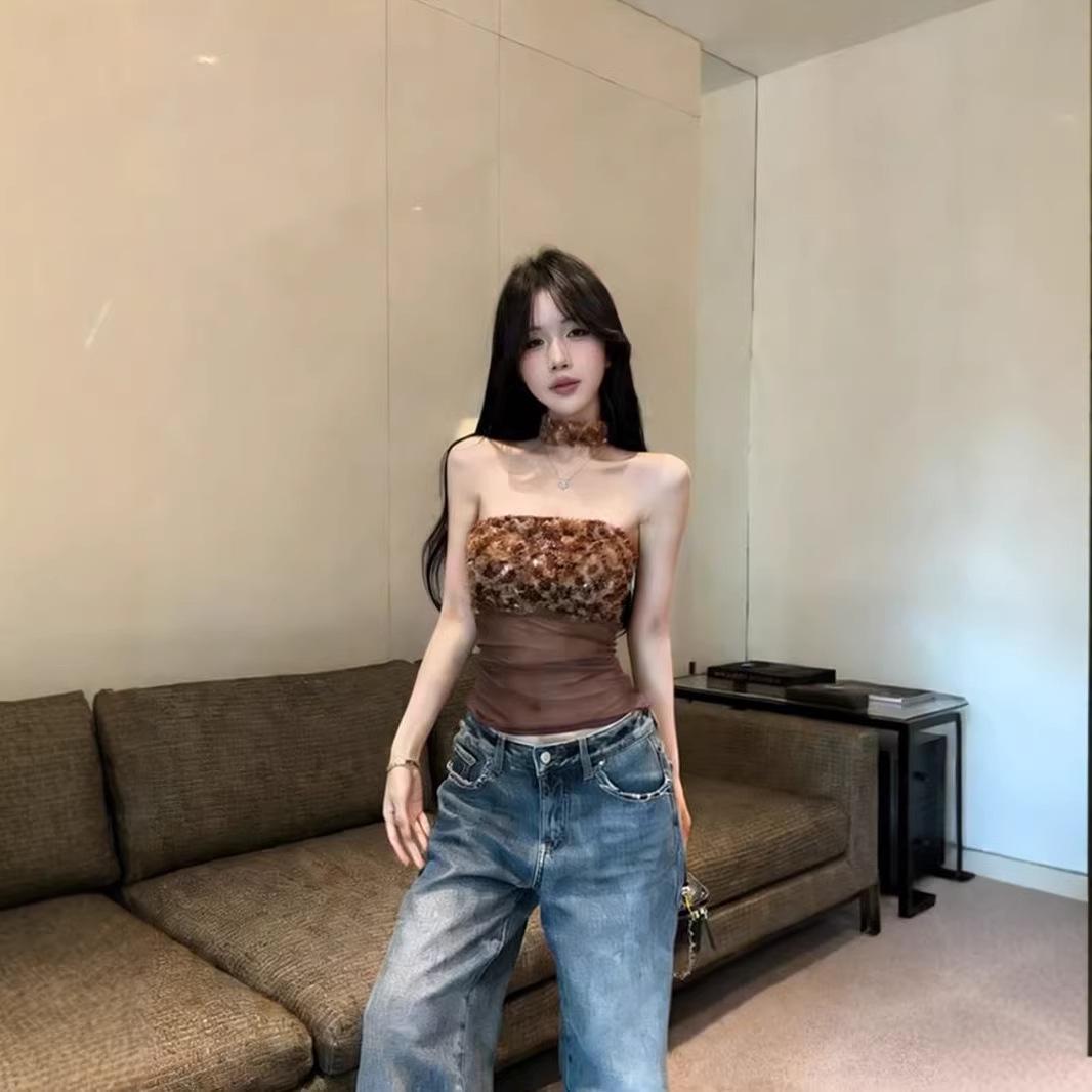 Design-forward sequin patchwork strapless halter top - Spring/Summer 2026 women s collection One Size хаки