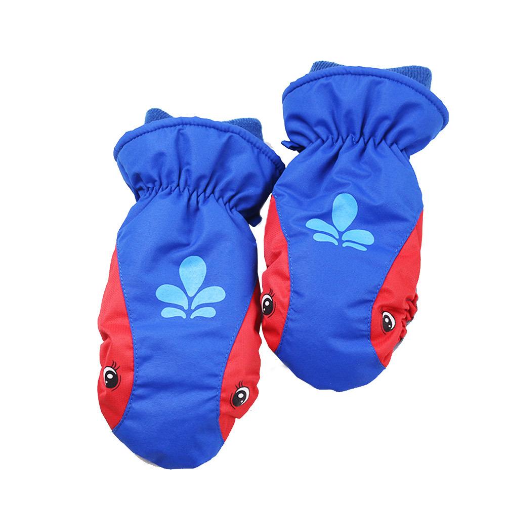 Middle-aged and older childrens ski gloves in winter