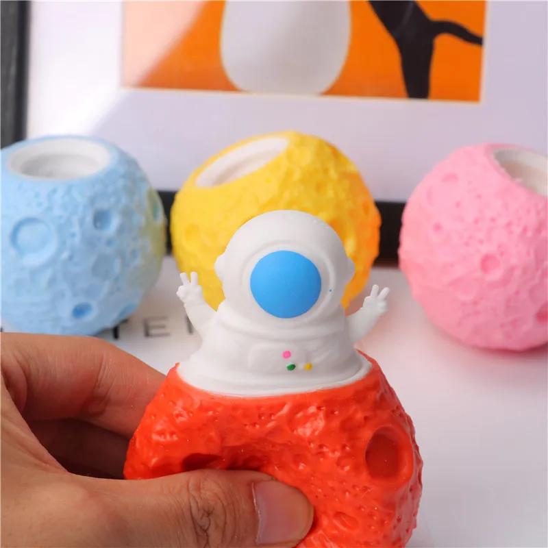 Astronaut Planet TPR Quetschbecher lindert Stress Pop lustiges Spielzeug Anti-Stress Stress Stress unruhige Sinne Erwachsener Kinder Geschenk