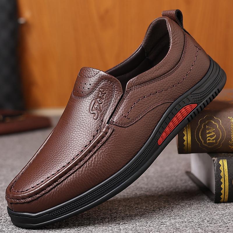 FashionNew Fashion Leather Loafers for Men Spring Autumn Designer Soft-soled Casual Light Male Driving Shoes Solid Color Dress Shoe Man