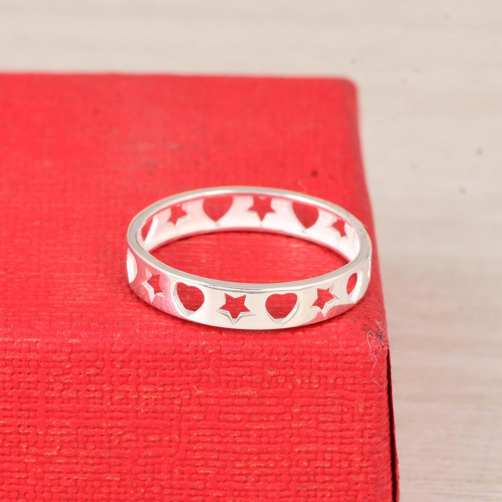Heart Star Ring, Cutout Heart Star Band Ring, Minimalist Silver Band, Celestial Heart Ring, Dainty Everyday Ring, Gift for Her