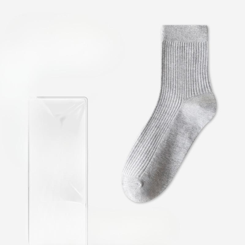 Men's Spring and Autumn Business Embroidery Jacquard Sweat Absorbing Deodorizing Antibacterial Cotton Socks