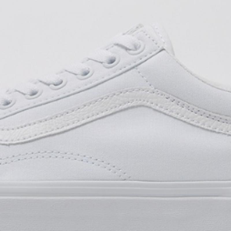 Barnes Old School   True White Vn000d3hw001