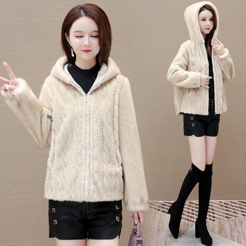 Fur jacket women's autumn and winter new imitation mink fur fur integrated hooded short top