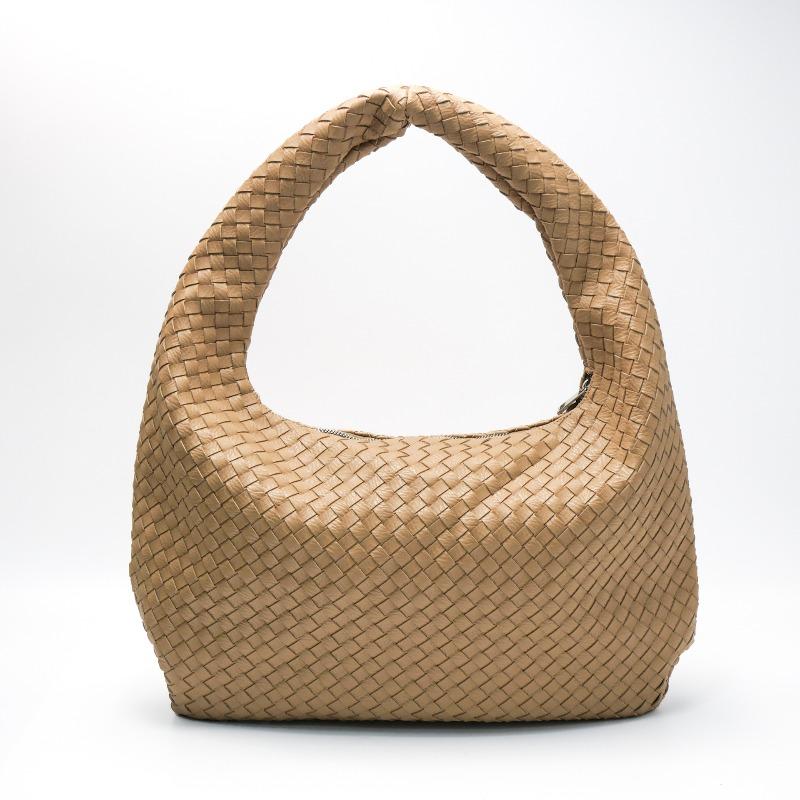 New Hand Woven Bag Commuter Fashion One Shoulder Armpit Bag Large Capacity Leather Bag Casual Women's Bag