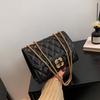 Bag Women'S Fashion Shoulder Bag Niche Foreign Versatile Oblique Span Bag Textured Turn Lock Chain Small Square Bag