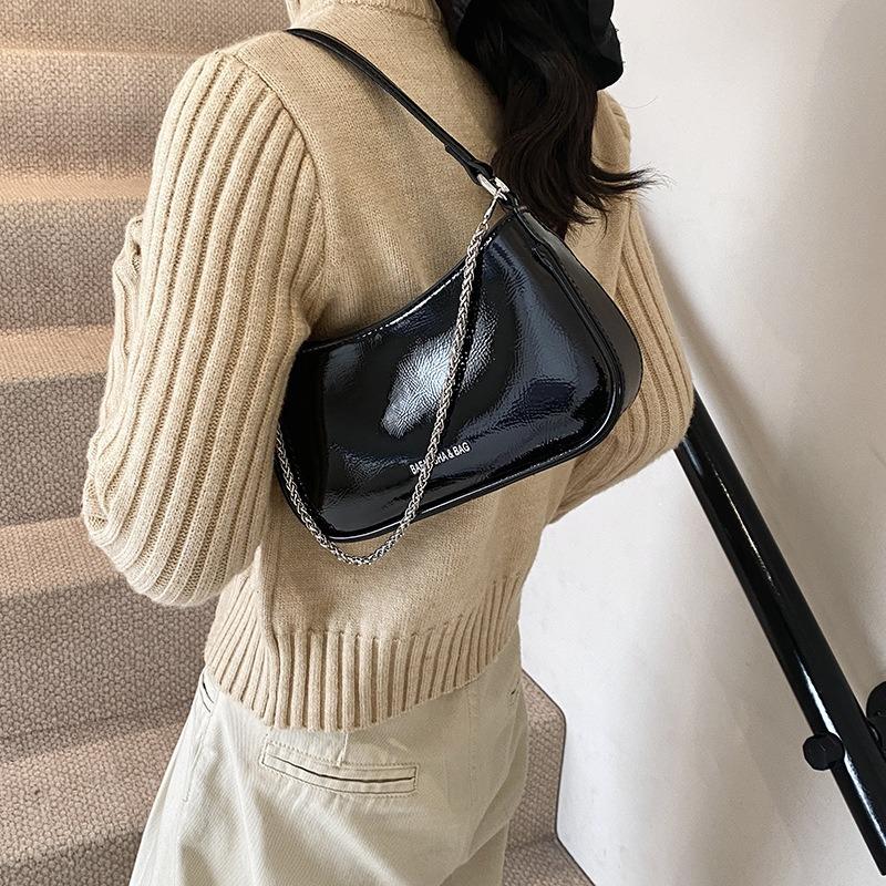 Premium Women's Bags Autumn and Winter New Fashion Versatile Chain Underarm Bag Shoulder Messenger Bag