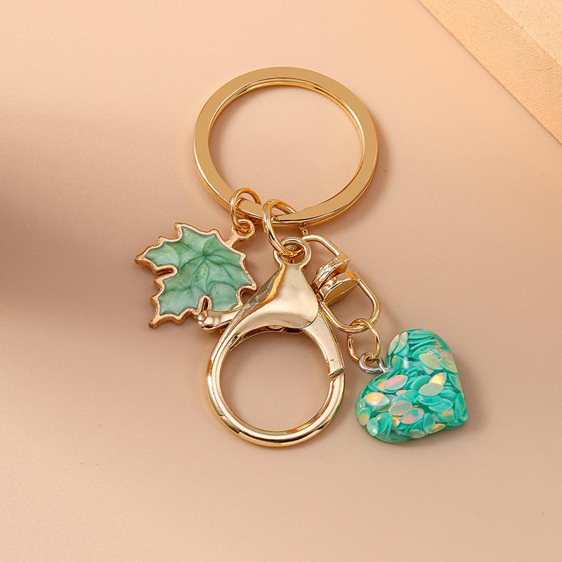 Cute Resin Love Heart Keychain Maple Leaf Key Ring Pendant for Women Girl Handbag Decor DIY Handmade Jewelry Gift