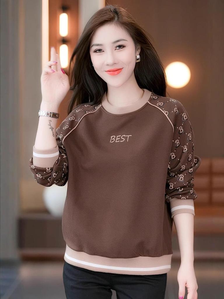 Women's Spring-Autumn Round Neck Hoodie: 2025 New Loose Fit, Age-Reducing Style for Middle-Aged Women