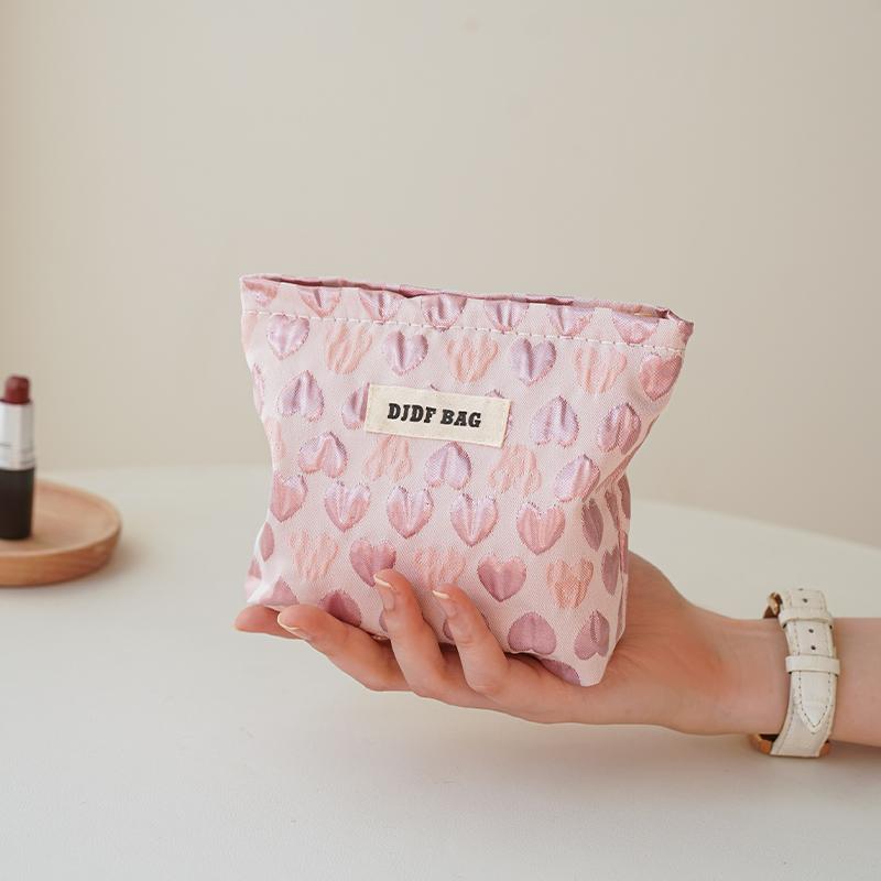 Dámská taštička na líčení Malá růžová mašlička Makeup Rtěnka Sluchátka Úložná taška Přenosná peněženka na mince Držák na karty do práce Ins Style
