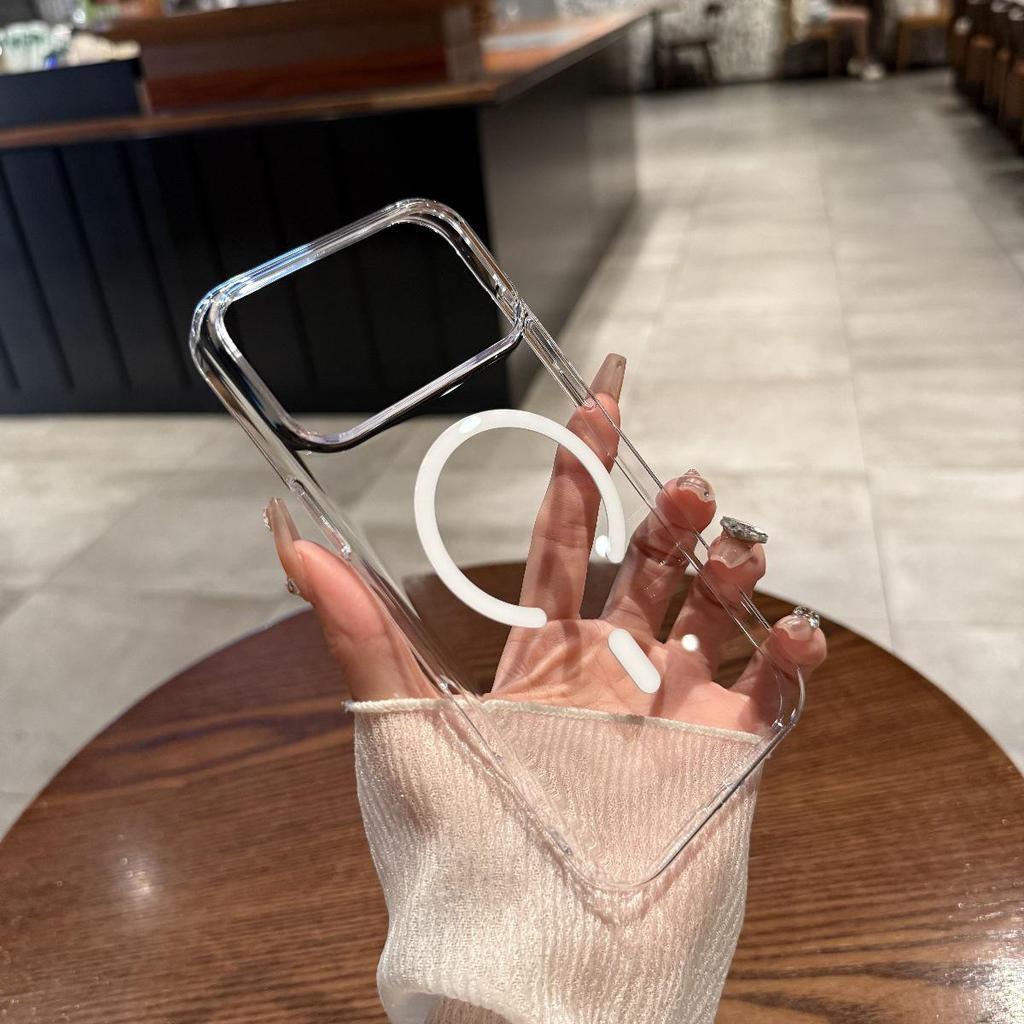 Ultra-Thin Transparent Anti-Yellowing Magnetic Case for Apple iPhone 15Plus/16Pro/17Air/17ProMax