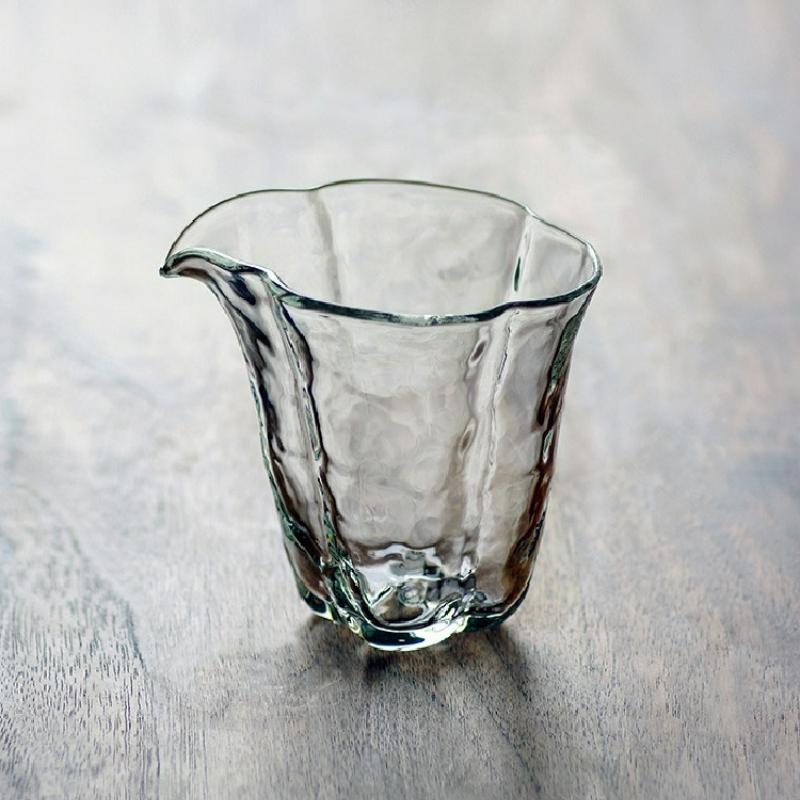

Japanese Style Hammer Pattern Glass TeaCup Heat Resistant Tea Separator Tea Divider Handmade Kung Fu Tea Set Accessories 200ML 200ml
