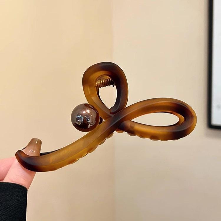 Elegant 2024 Coffee Pearl Shark Hair Clip for Women – Large Volume Summer Claw Accessory