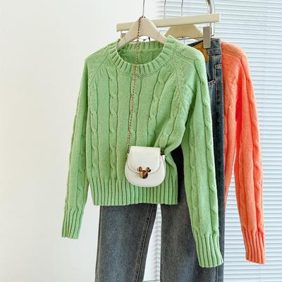 New Autumn and Winter Sweater Women's Retro Twist Short Long-sleeved Round Neck Pullover Bottoming Knitted Sweater Women