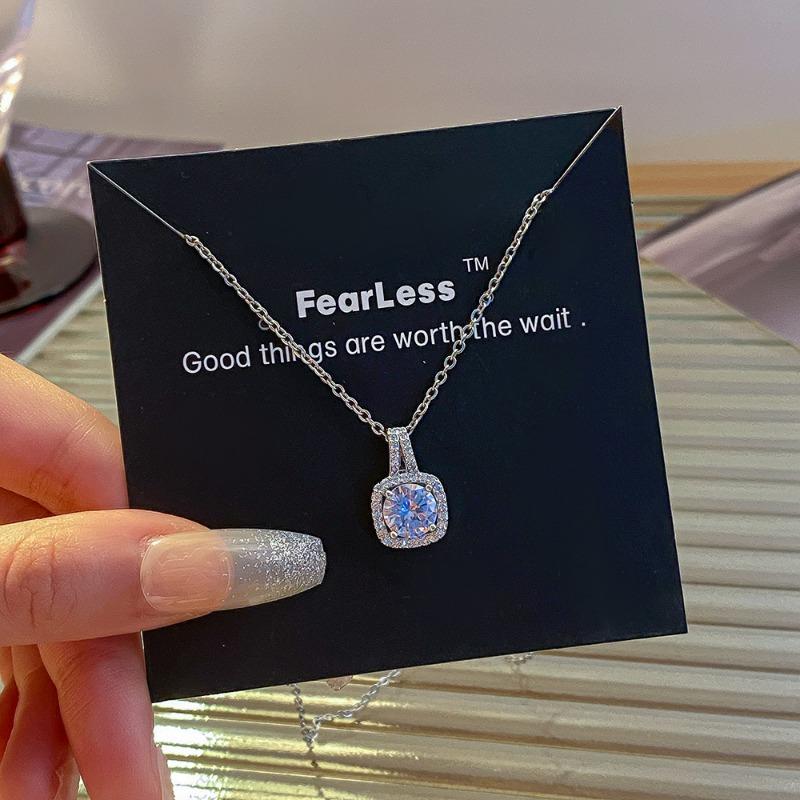 Luxury Simple Square Zircon Titanium Steel Silver Clavicle Necklace For Women