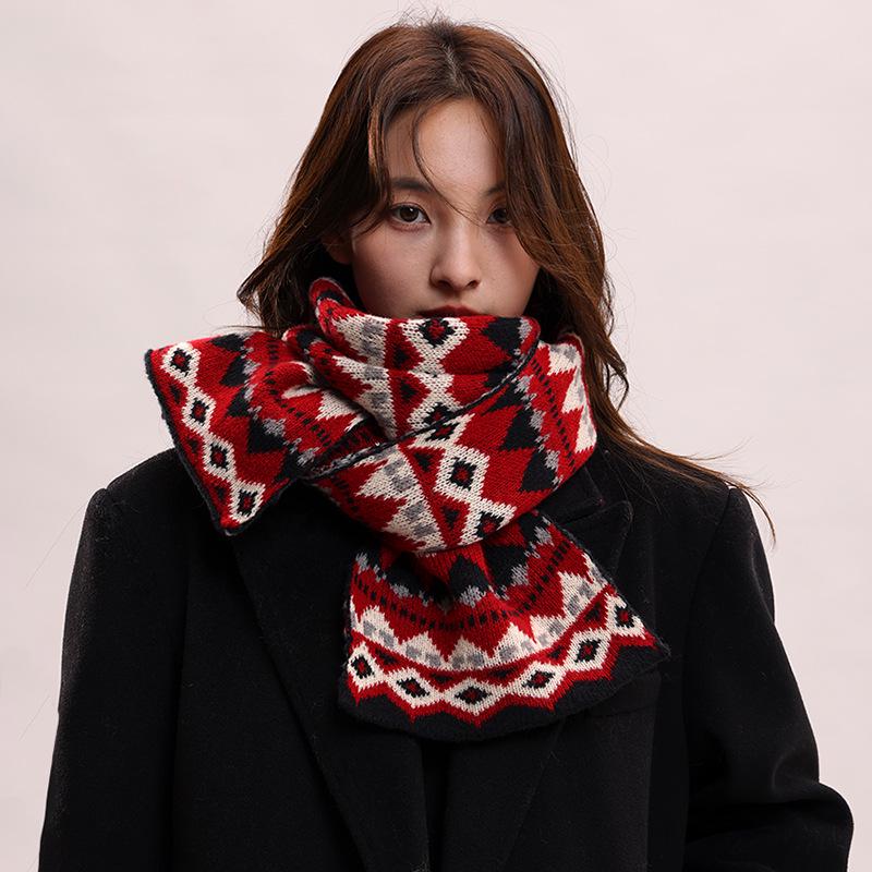 Women's Korean Style Autumn/Winter Jacquard Scarf & Hat Set – Versatile Shawl and Neck Warmer for Couples and Students