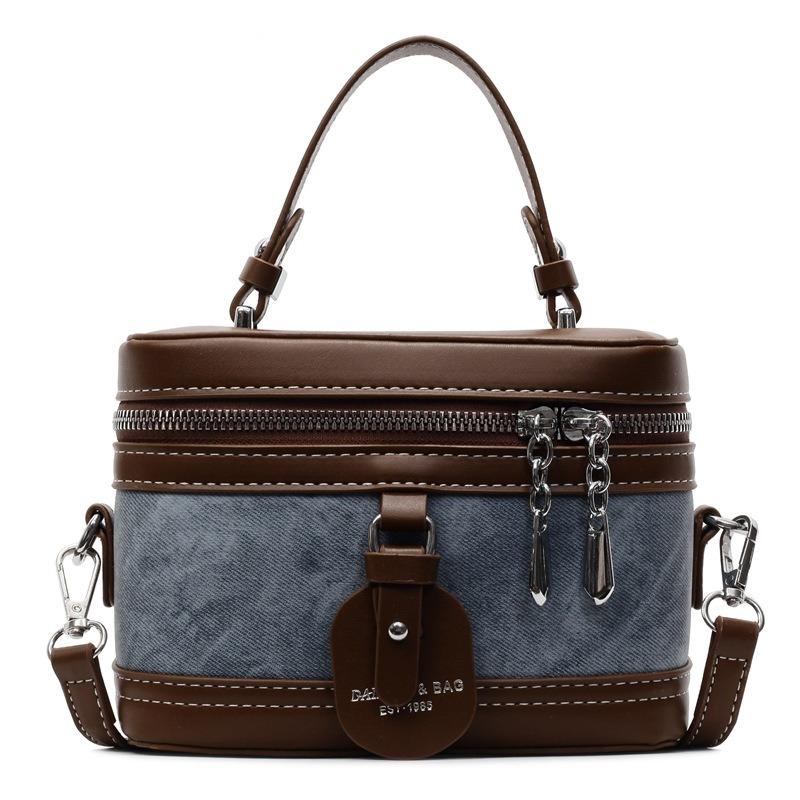 Retro Box Bag Women's New Spring Fashion Versatile Messenger Bag Niche Portable Commuter Bag