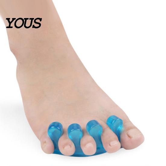 Manicure Toe Separator 1 Pair for Overlapping Toes, 3-Hole Blue Gel Bunion Corrector, Straightener Silicone Soft SEBS Foot Spacer Hallux Valgus, Women