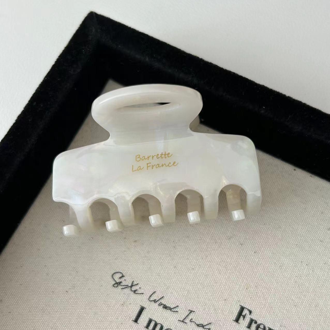 Women s Gold Label Korean/France-Style Acetate Medium Shark Hair Clip for Elegant Styling