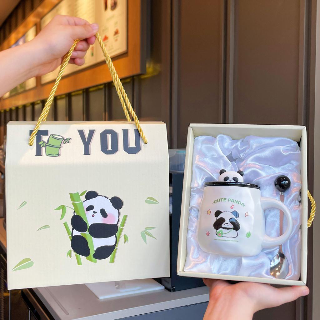 Souvenir Girls Cute Panda Ceramic Mug Couple Water Cup Creative Practical Cup Men's Coffee Cup Gift