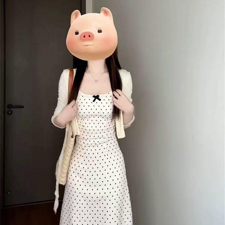 French suspender polka dot dress women's summer new beautiful temperament waist wear with small skirt