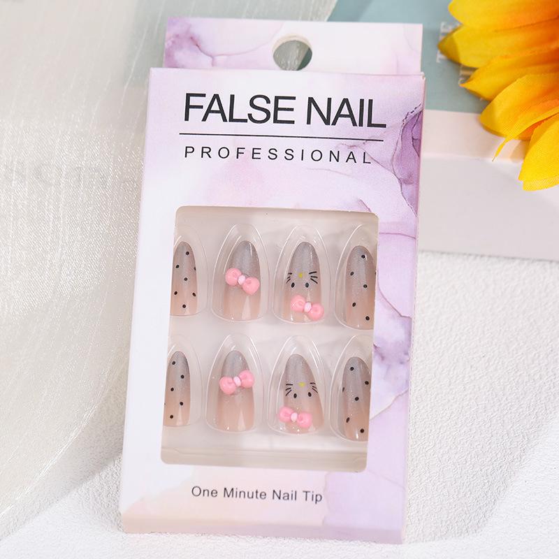 2026 Stylish Medium-Length Wearable Flower Nail Tips - High Quality, Handmade Detachable Nail Art for Students