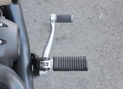 Kijima Componenti Moto Leva Freno Offset Alluminio Pressofuso Lucidato per Veicoli Softail con Pedane Centrali HD-052201