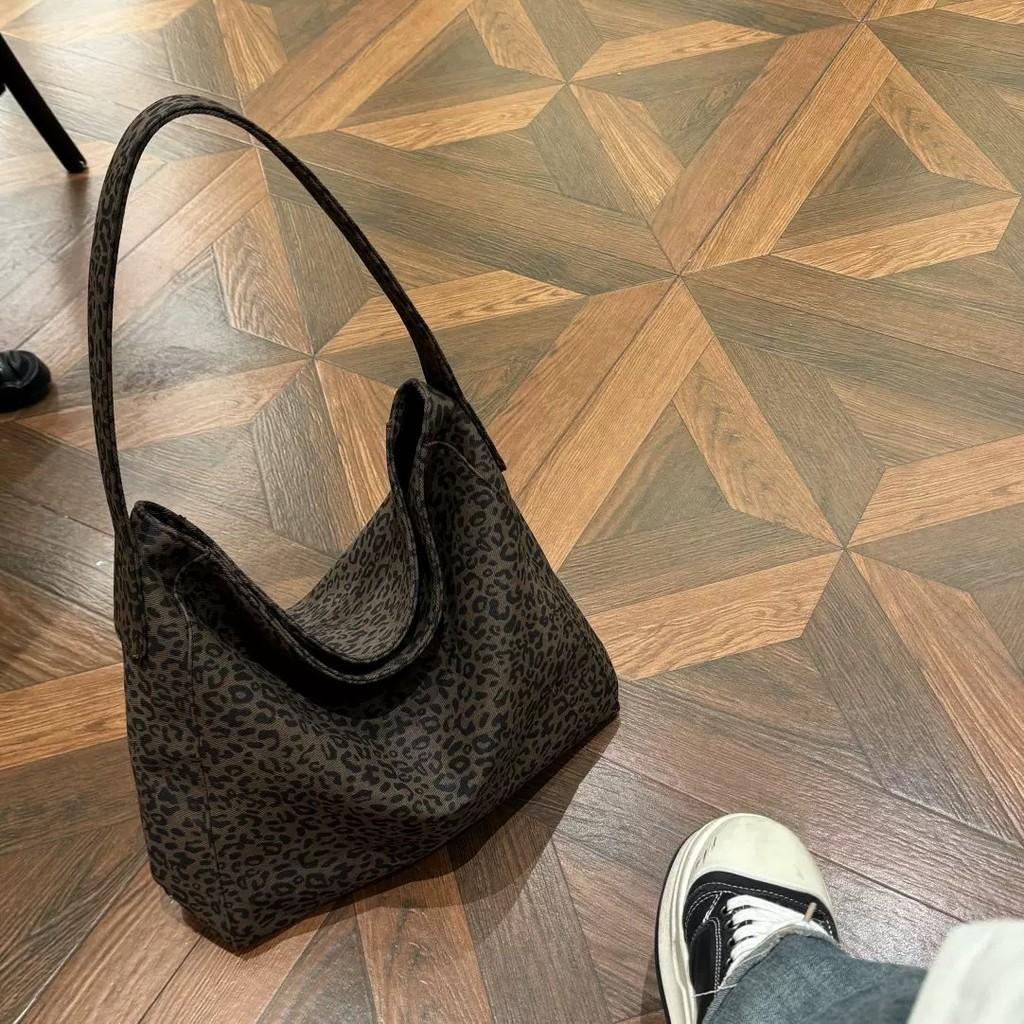 IELGY Large Capacity Leopard Print Bag All-Match Canvas Shoulder Commuter Tote Bag