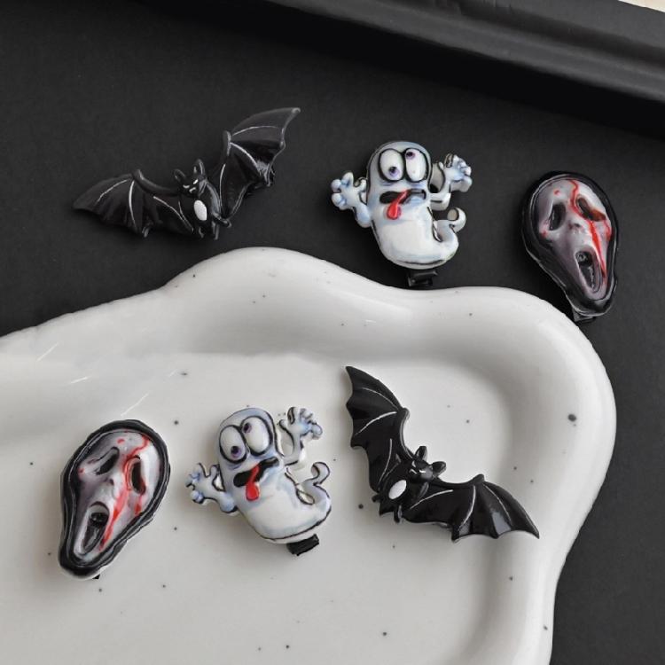 Delicate Skull Bat Hair Clip For A Quirky Halloween Look Resin Hallowmas Costume Details Suitable For Various Occasion