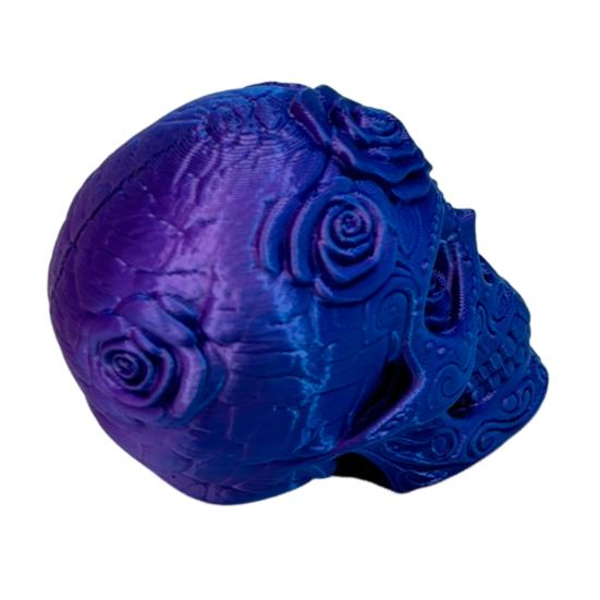 Rose Skull Figurine Day of The Dead Plastic Floral Skull Statue Collectible Human Head Sculpture for Halloween Home Desktop Decor